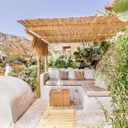 Traditional Farmers Caves Emporio (Santorini) Exterior foto