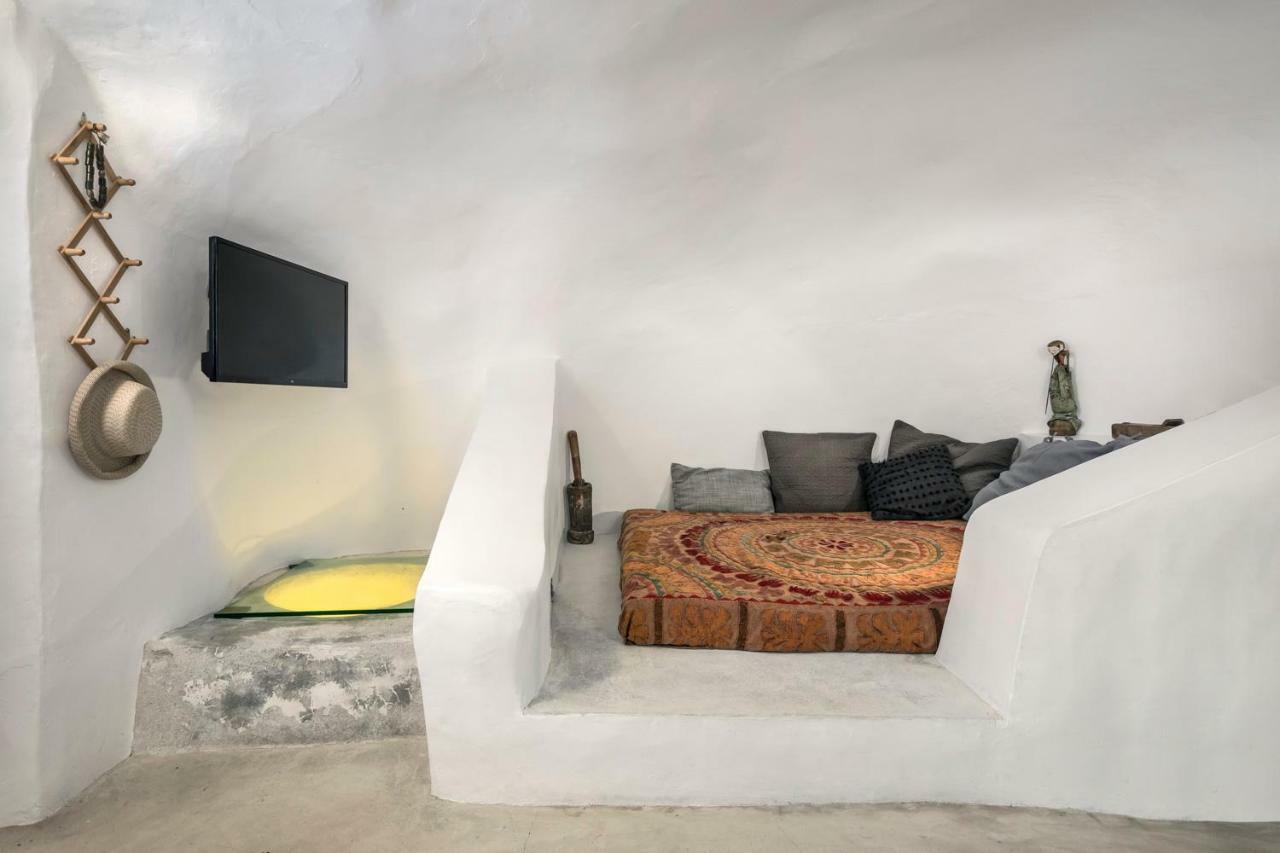 Traditional Farmers Caves Emporio (Santorini) Exterior foto